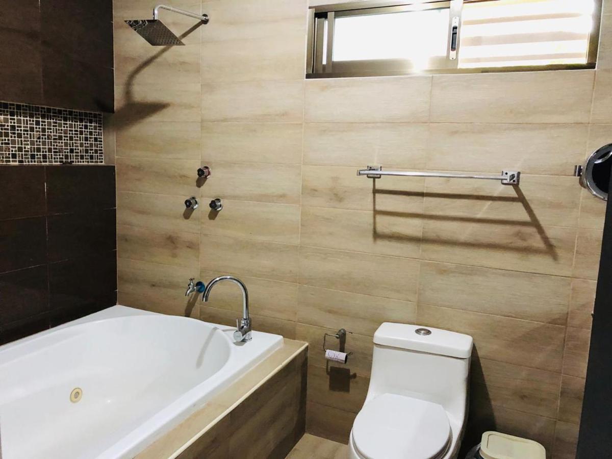 Casa Lili 2: Luxurious/Amplio/Hot Water/Economic/Wifi/Tv Apartment Valladolid  Luaran gambar